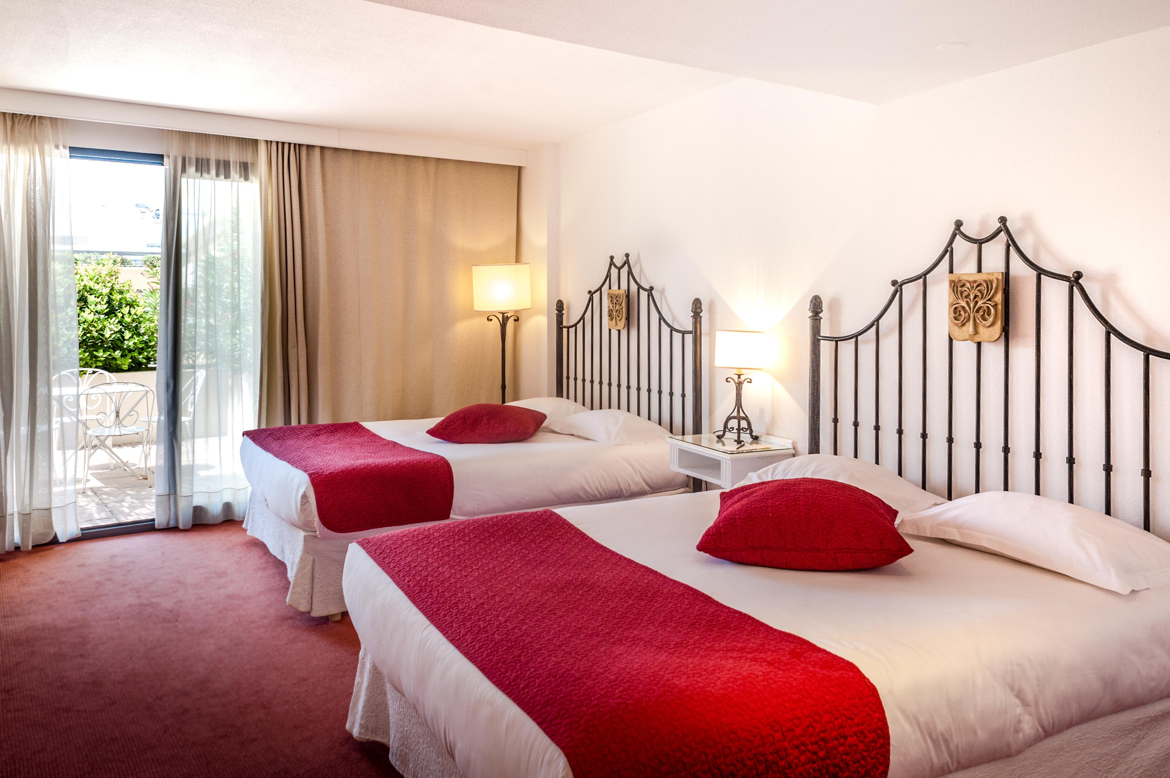 Grand Hotel Avignon