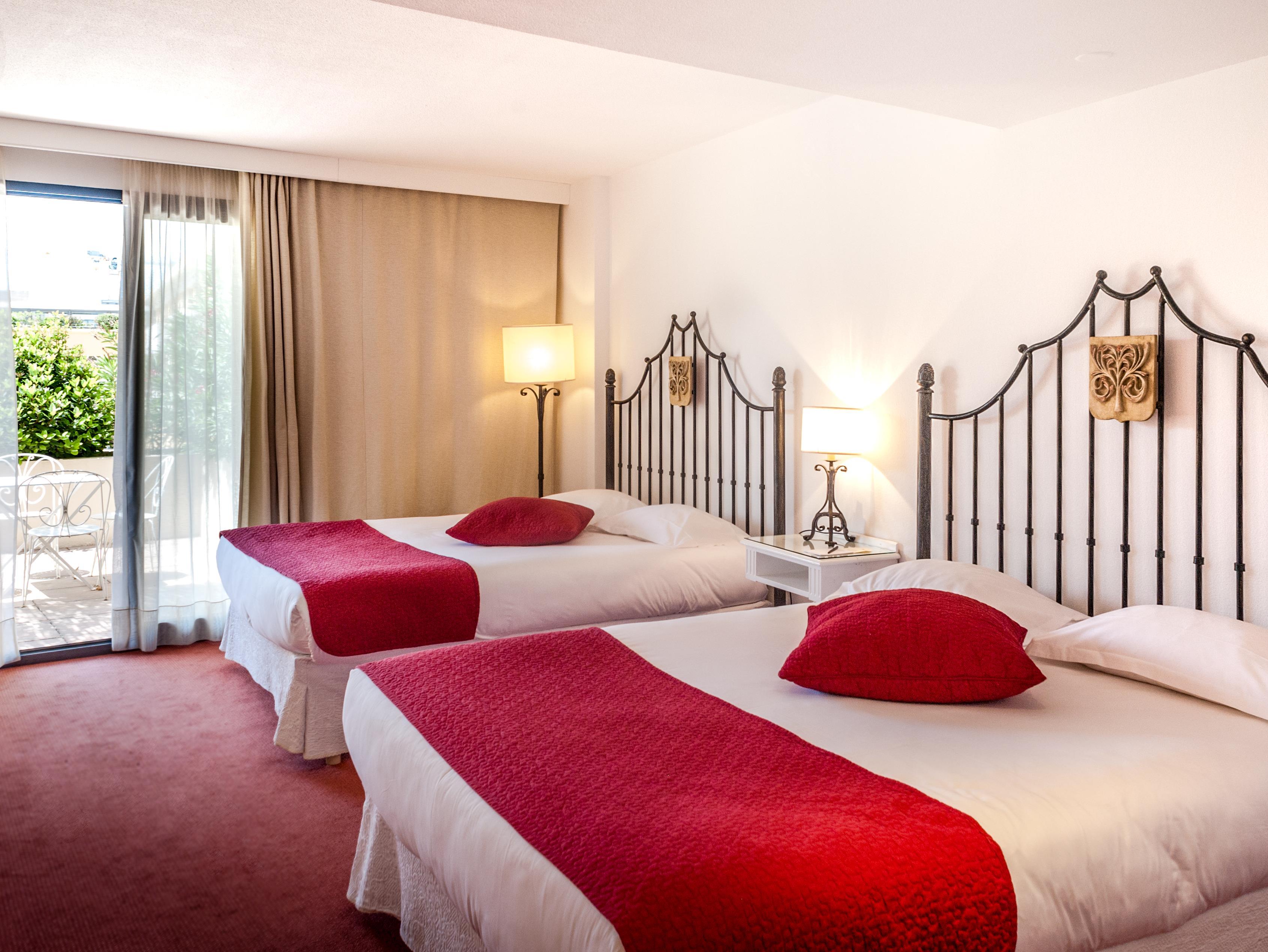 Hotel Grand 4*