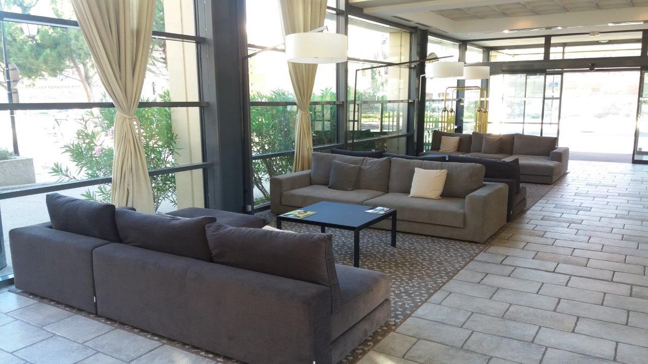 Grand Hotel Avignon