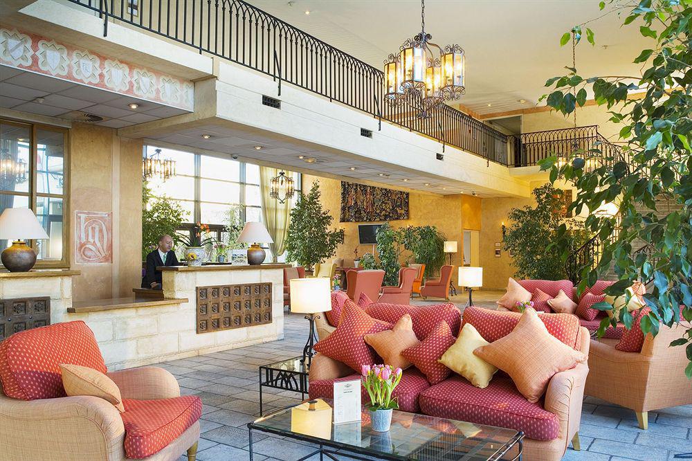 Grand Hotel 4*