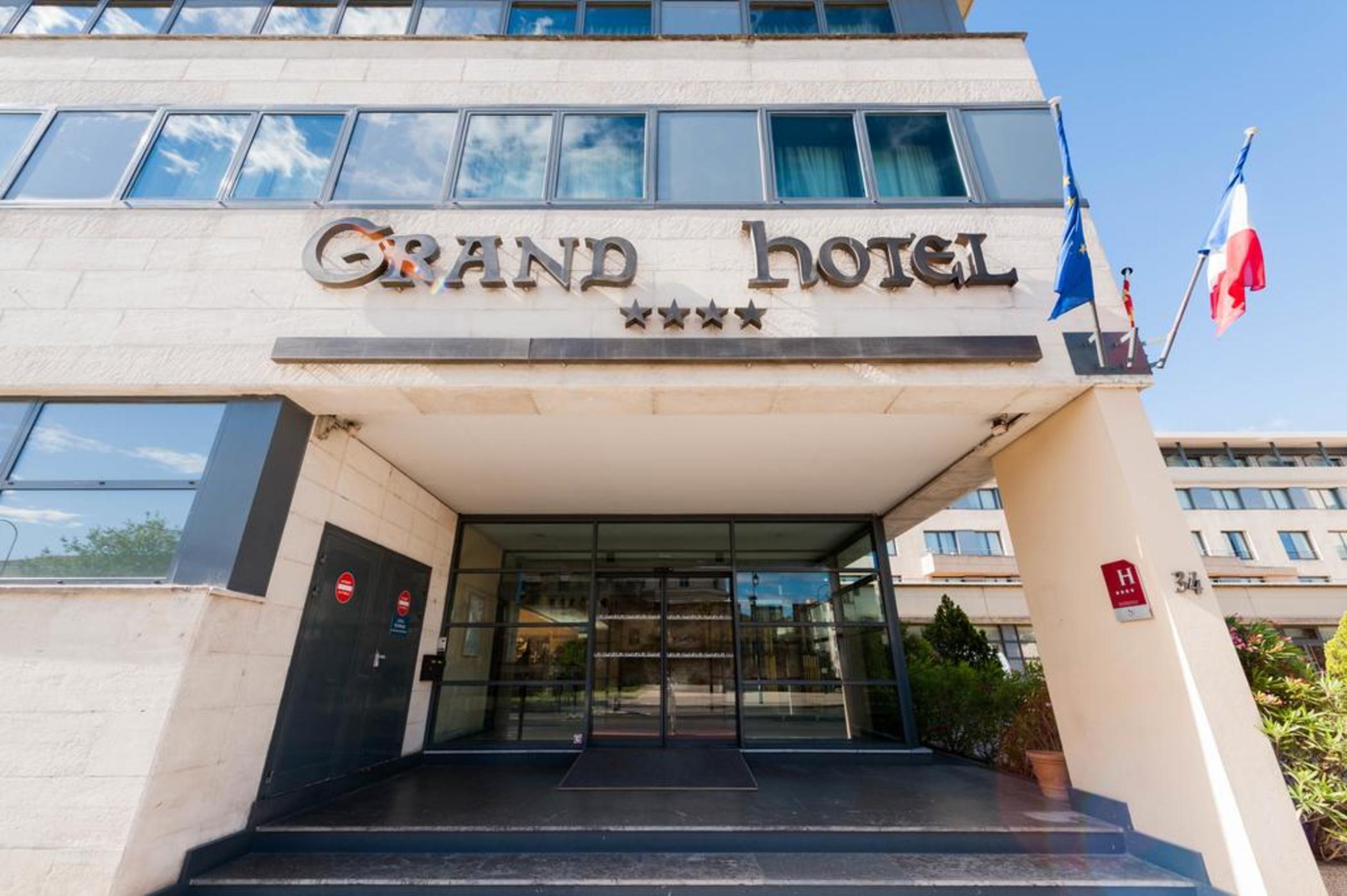 Grand Hotel Avignon